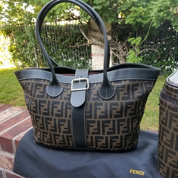 Authentic Fendi Tote and Train case set. - Picture 8 of 16